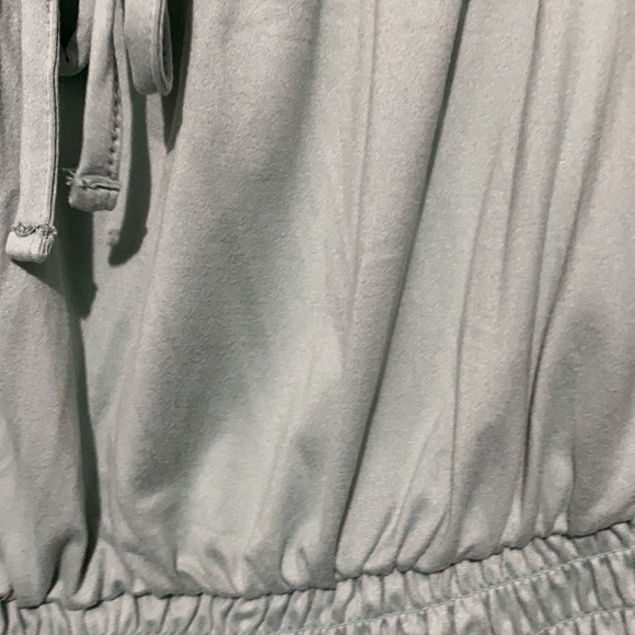 Mint green tees - Picture 2 of 2